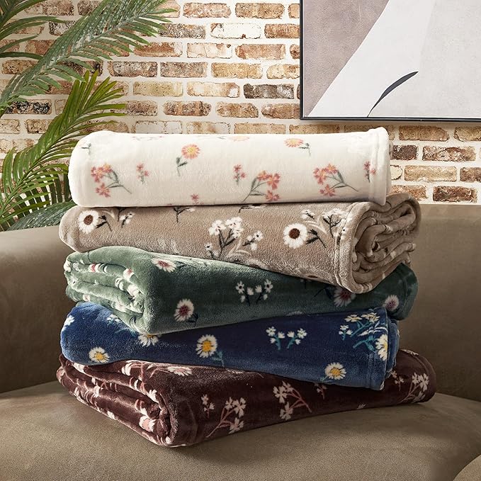 Lucky Brand Daisy Ivory Floral 66"X90" Cozy Plush Blanket - Premium Microfiber Throw for Luxurious Comfort and Style Twin/Twin XL Size