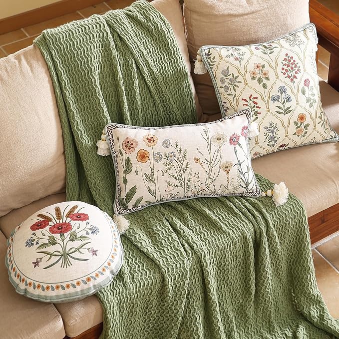 ISAENNE Design Linen Throw Pillow Covers 18"x18" Pack of 2, Square Farmhouse Cushion Covers with Colorful Watercolor Wildflower Pattern Decor Pillowcases for Bed,Living Room,Outdoor,Car