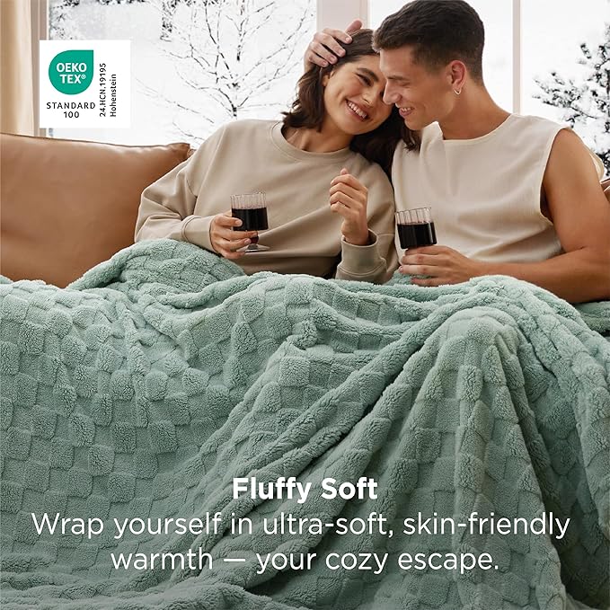 Bedsure GentleSoft Sage Green Twin XL Blanket for Bed - Super Soft Cozy Fleece Blankets for Women, Cute Spring Throws for Girls, Dorm Room Essentials for Girls Teens Back to School, 66x90 Inches