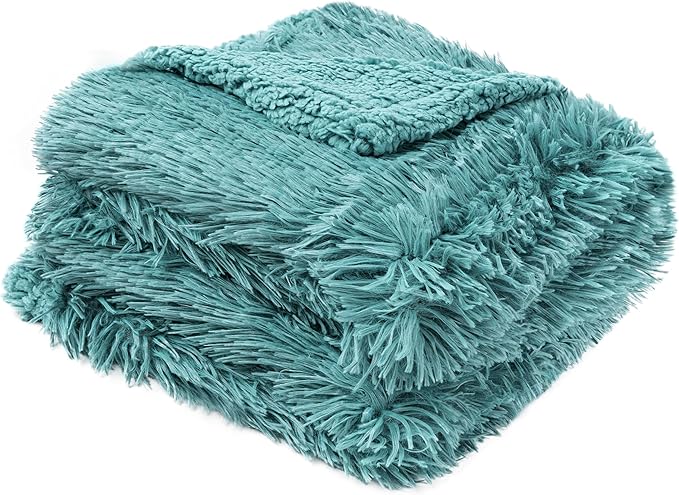 PAVILIA Teal Green Fluffy Throw, Fuzzy Blanket for Women Men, Super Soft Thick Faux Fur Sherpa, 50x60