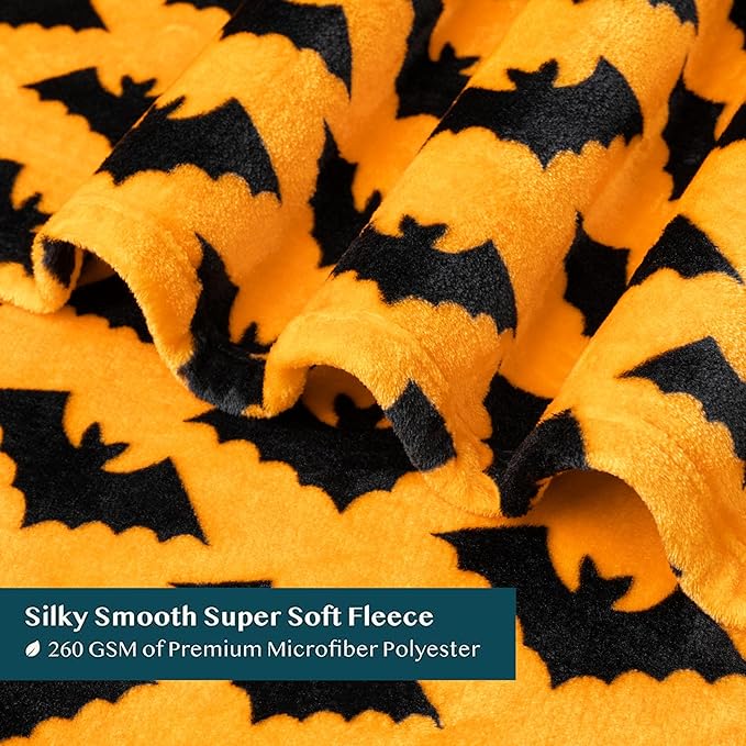 PAVILIA Halloween Throw Blanket for Couch | Bat Fall Halloween Fleece Blanket | Soft, Plush, Warm Black Fall Cabin Throw, 60x80 (Bat Halloween)