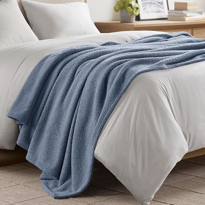 Madison Park Fuzzy Knit Blanket Dream Soft Blanket Cozy Breathable Cover Luxrurious Feathersoft Feel, All Seasons Lightweight Bedding for Summer Cover for Bed, Couch & Sofa, Full/Queen, Navy Blue