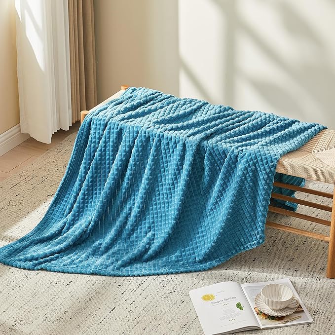 EMME Fleece Blanket, 3D Jacquard Throw Blanket for Couch and Bed, Soft Cozy and Fluffy Blankets Lightweight Luxury Flannel with Geometric Grid Design (Peacock Blue, 50" x 60")