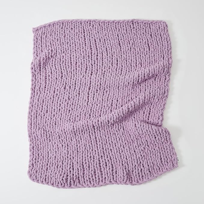 WESHIONGOO Chunky Knit Blanket Throw 51"×63" Knitted Throw Blankets for Couch Bed Fluffy Soft Blanket with Jumbo Chenille Yarn Thick 100% Handmade(Lilac)
