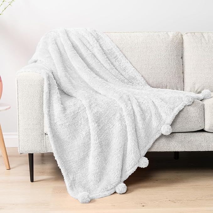 Pavilia White Sherpa Throw Blanket - Warm Plush Pom Pom Blanket for Couch & Bed, Cozy Fuzzy Throw (Twin, 60x80)