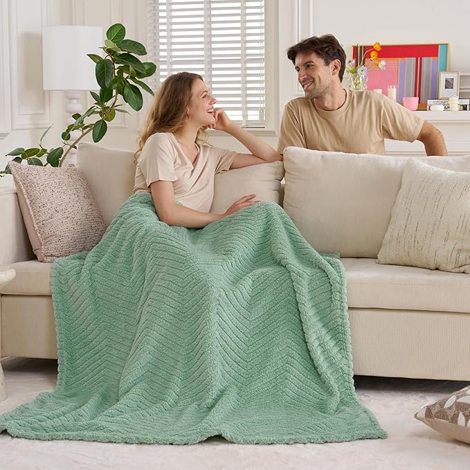 Joiedomi Sage Green Throw Blanket for Couch, Soft & Warm Sage Green Fleece Blankets Gifts for Women Mom, Cozy Cute Soft Throw 50x60 Inches