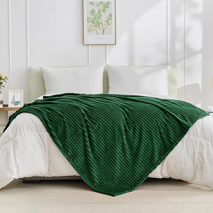 Bnuitland Fleece Throw Blanket, 300GSM Soft Warm Cozy Fluffy Throw for Babys & Pets, Stripe Pattern, All Season Sofa Bed Blanket for Home Decor, Dark Green 50"x40"