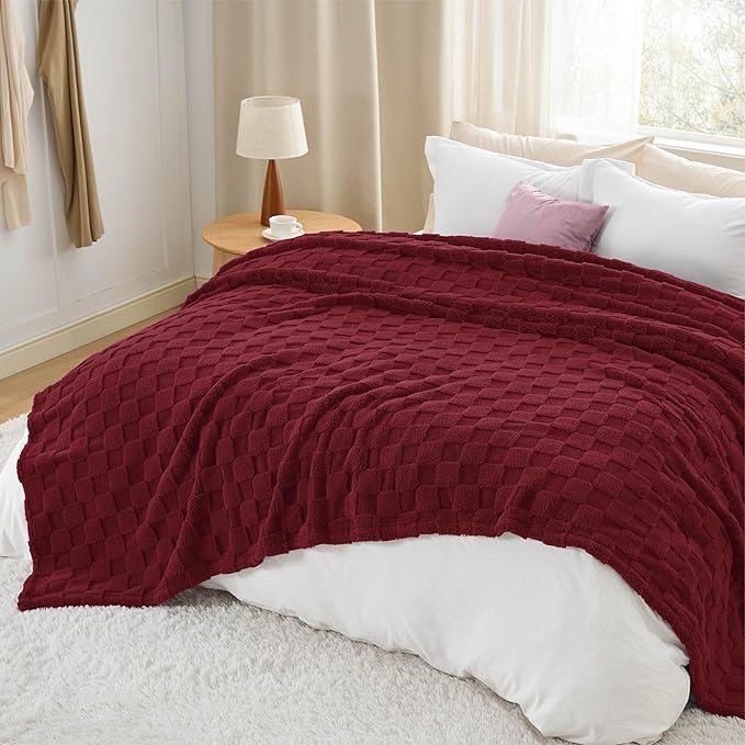 Bedsure GentleSoft King Size Blanket for Bed - Super Soft Cozy Blankets for Women Men Girls, Large Fuzzy Fleece Throw for Bedroom Decor, Red,108x90 Inches