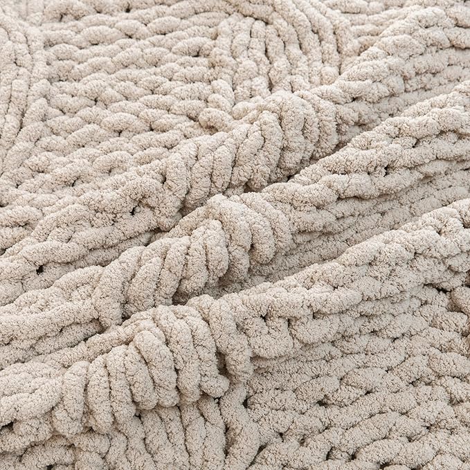 WESHIONGOO Chunky Knit Blanket Throw 50"×60" Knitted Throw Blankets for Couch Bed Fluffy Soft Blanket with Jumbo Chenille Yarn Thick 100% Handmade (Linen)