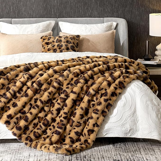 Cozy Bliss Cheetah Leopard Print Faux Fur Throw for Couch, Fuzzy Soft Plush Thick Bubble Blanket for Sofa Bedroom Living Room, 60x80 Inches Brown