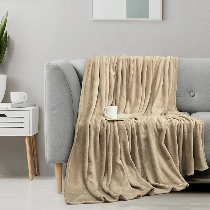 Utopia Bedding Camel Fleece Blanket Twin Size Lightweight Fuzzy Soft Anti-Static Microfiber Bed Blanket (60x80 Inch)