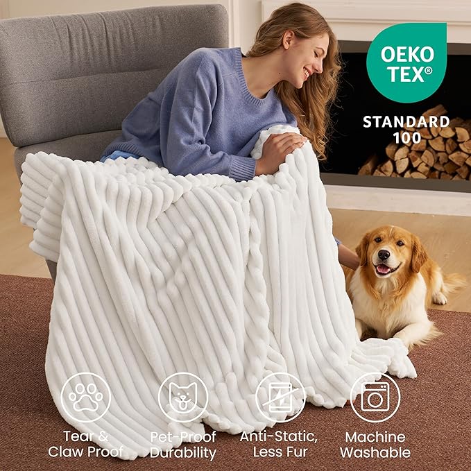 Joiedomi White King Size Blanket for Bed, Soft & Warm White Fleece Blankets Gifts for Women Men Mom, Cozy Cute Soft Cream White Throw 108x90 Inches
