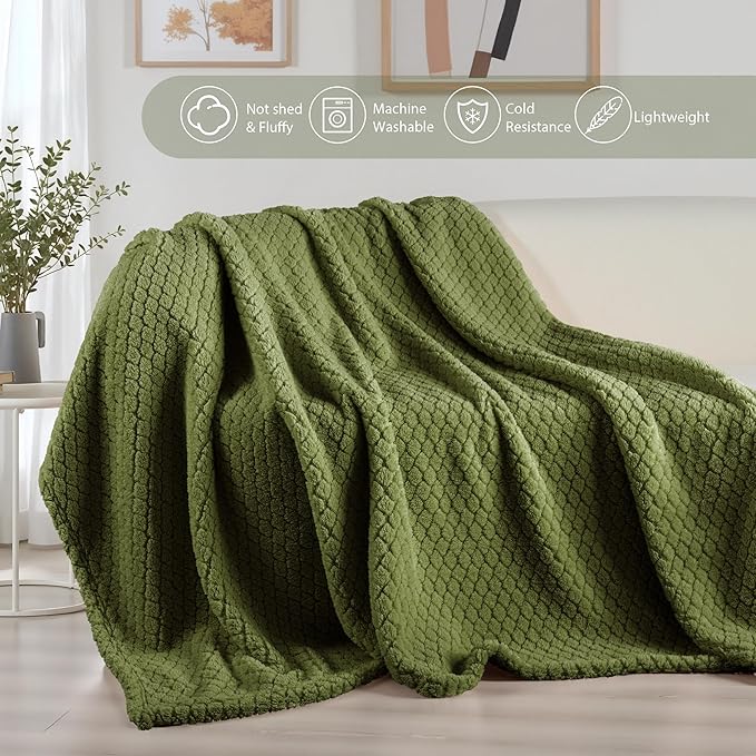 Exclusivo Mezcla Twin Size Fleece Blanket for Bed, Extra Soft Warm Decorative Fuzzy Blanket for Women, Lightweight Cozy Bedding Blankets, 60x80 Inches, Olive Green
