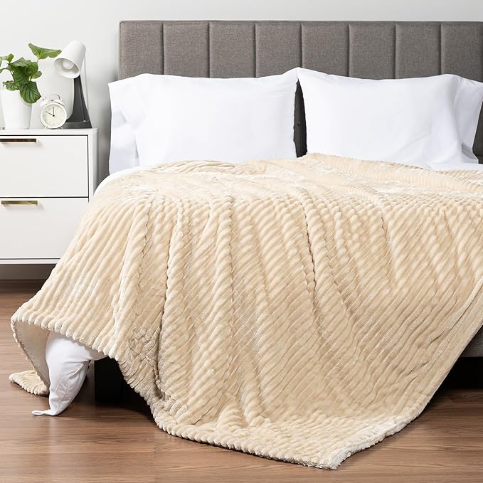 PAVILIA Beige Sherpa Fleece Throw Blanket for Couch, Soft Plush Fuzzy Blankets, Fluffy Flannel Sherpa Blanket for Sofa, Warm 3D Ribbed Winter Blanket Gift, 50x60 inches