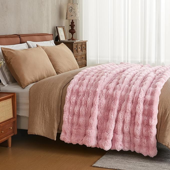 JELLYMONI Faux Fur Throw Blanket, Pink Throw Blanket for Couch, Fuzzy Cozy Plush Bubble Bed Blanket, Thick and Warm Blanket, King (108" x 90")