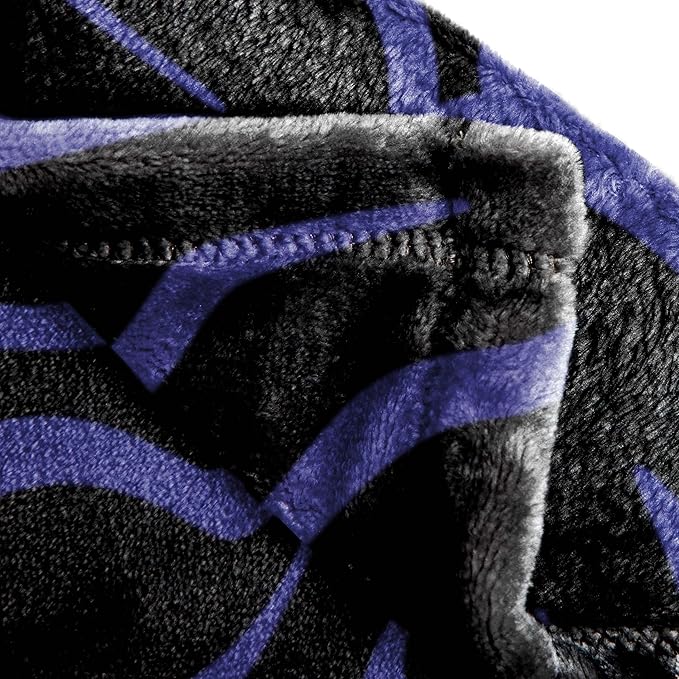 Jay Franco Kids Plush Throw Blanket – Ultra Soft Cozy Plush Fleece for Bed, Couch, Sofa, Home Décor, Official Licensed Derpy, Black - Kpop Demon Hunters, 60x90 - Large Blanket