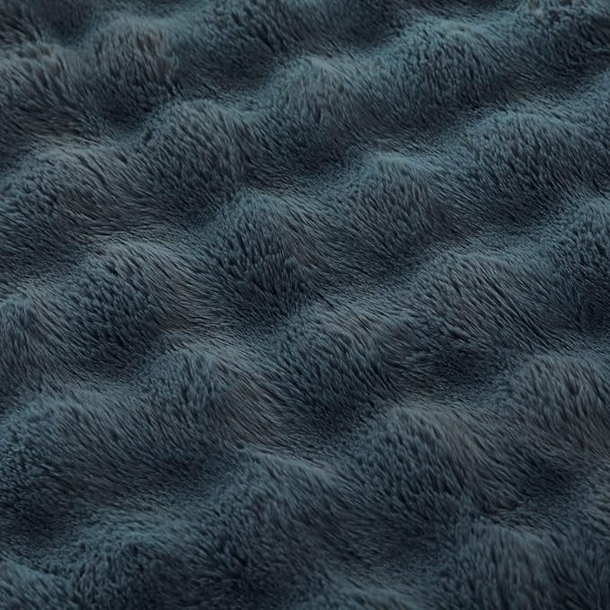 Faux Fur Throw Blanket for Couch Cozy Fuzzy Soft Plush Thick Fluffy Fleece Bubble Blanket for Sofa Bedroom Living Room, 51x63 Inches Dark Grey