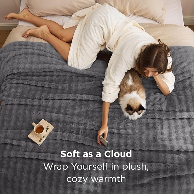 Bedsure 3D Fleece Bubble Blanket - GentleSoft Grey Queen Blanket for Bed Sofa Room Decor - Luxury Soft Cozy Gifts for Women, Lightweight, All Seasons, Grey, 90"×90"