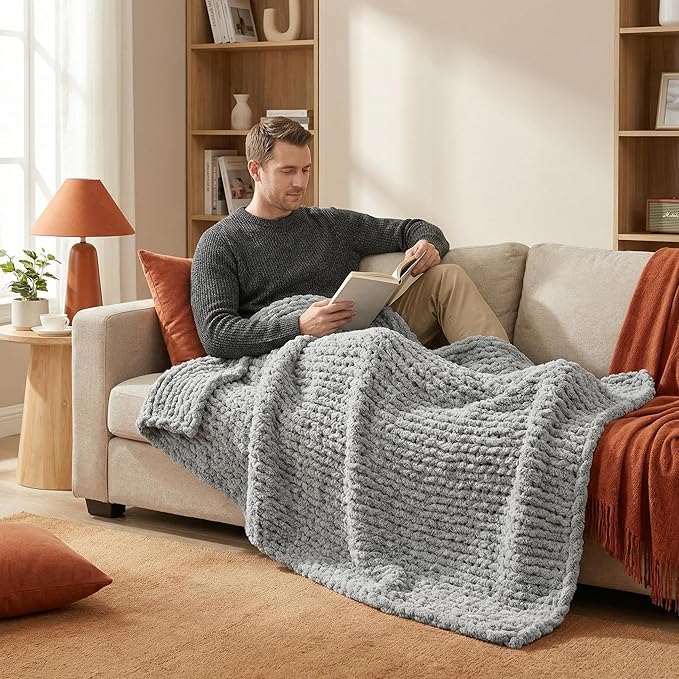 Amélie Home Chunky Knit Throw Blanket for Couch, Soft Chenille Crochet Blanket for Sofa, 50"x60", Light Grey