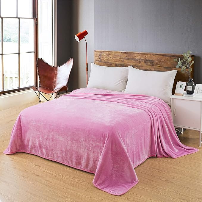 Fleece King Size Summer Blanket All Season 350GSM Lightweight Throw for The Bed Extra Soft Brush Fabric Winter Warm Sofa Blanket 90" x 108"(Pink King)