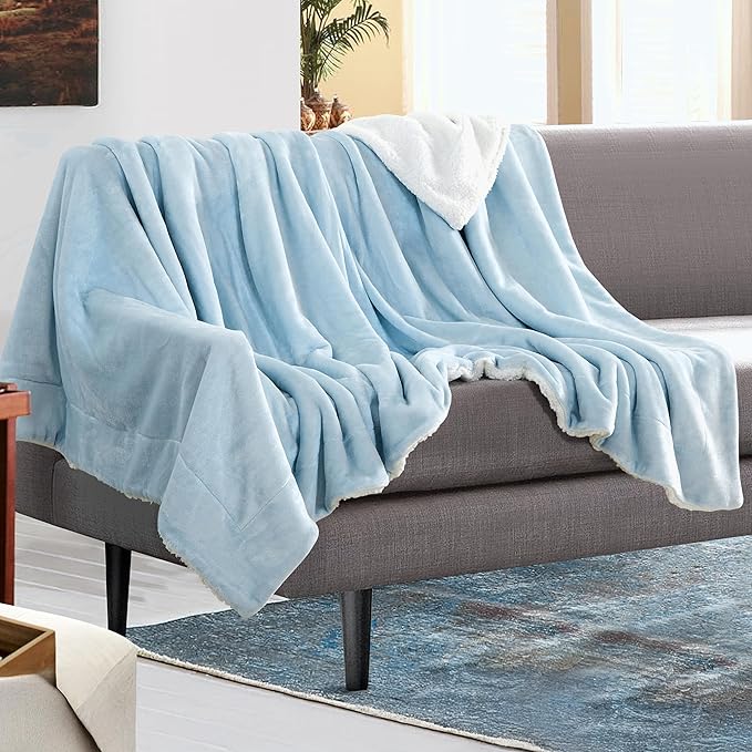 Mocassi Premium Ultra-Soft Velvet Touch Flannel Fleece Sherpa Throw - Warm Cozy Reversible Plush Micromink Throw Blanket for Couch, Bed and Sofa - Fluffy, Christmas Winter Bedding Gift, Aqua