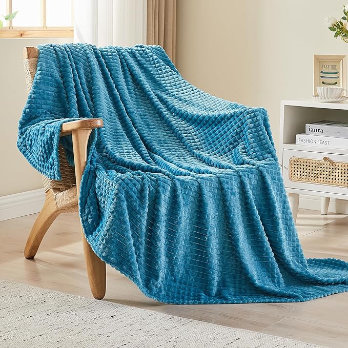 EMME Fleece Blanket, 3D Jacquard Throw Blanket for Couch and Bed, Soft Cozy and Fluffy Blankets Lightweight Luxury Flannel with Geometric Grid Design (Peacock Blue, 60" x 80")