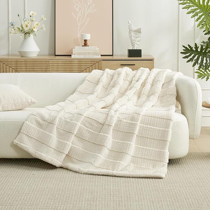 Amélie Home Luxury Striped Faux Fur Throw Blanket for Couch, Soft Cozy Fuzzy Fluffy Soft Plush Blankets Sofa Chair Gift Blankets for Women, 55"x70", Ivory