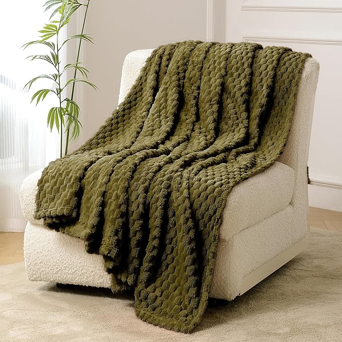 FY FIBER HOUSE Fleece Throw Blanket for Couch 300GMS Super Soft Plush Fuzzy Blankets Lap Blanket for Office Sofa, 50x60 Inches, Olive Green