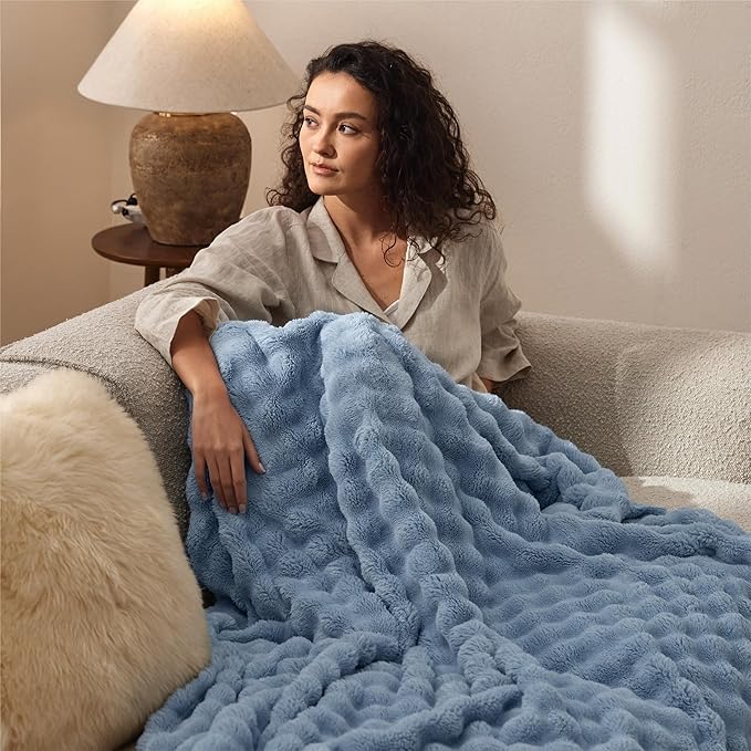 Bedsure 3D Fleece Bubble Blanket for Couch - GentleSoft Blue Twin Blanket for Sofa Bed Room Decor - Luxury Soft Cozy Gifts for Her, Lightweight, All Seasons, Celestial Blue, 60"×80"