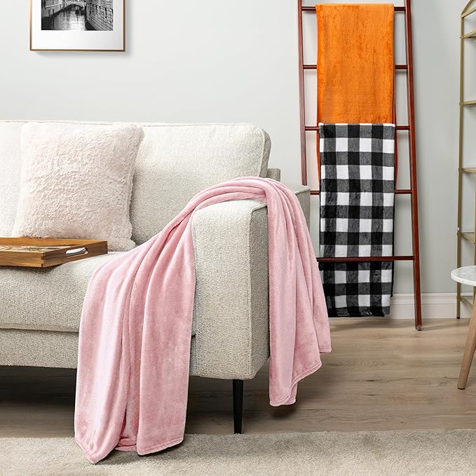 PAVILIA Light Pink Fleece Throw Blanket for Couch Twin Size, Blush Pink Super Soft Fuzzy Flannel Throw for Sofa, Luxury Plush Microfiber Blanket Twin Bed, Home Decorative Velvet Gift Blanket, 60x80