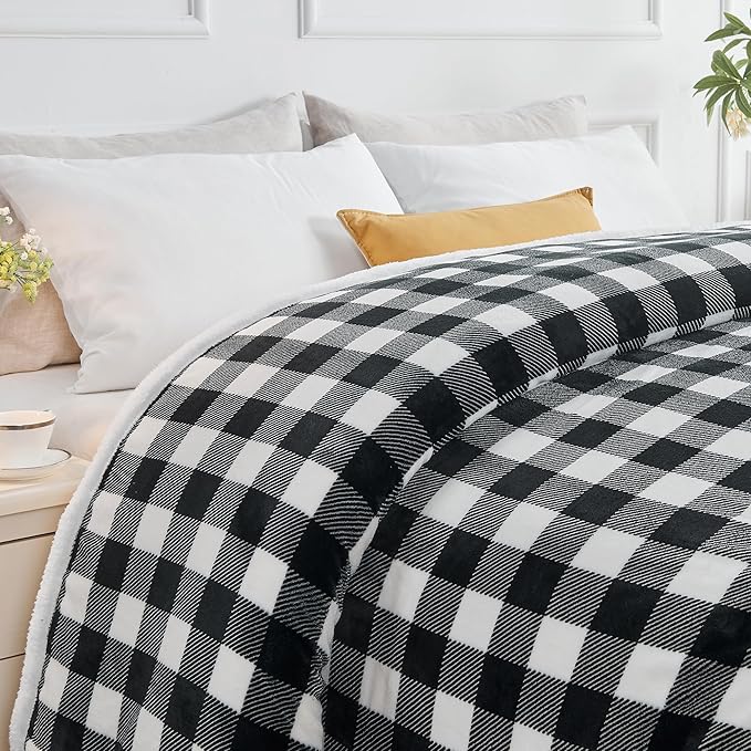 BEDELITE Sherpa Fleece Blankets Queen Size - Black and White Buffalo Plaid Christmas Blanket, Super Soft Cozy Warm Thick Winter Blanket for Couch and Bed, 90" x 90"