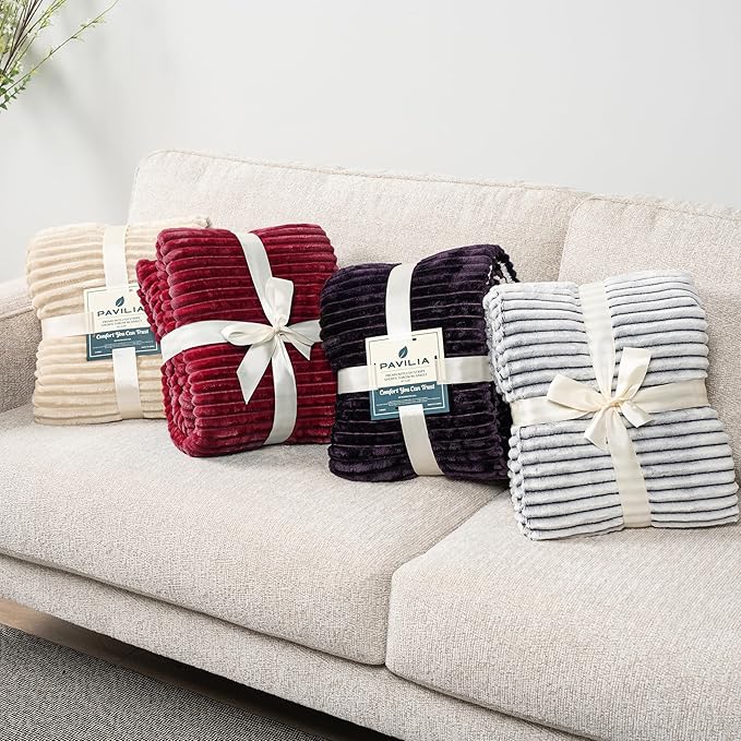 PAVILIA Wine Red Burgundy Sherpa Fleece Throw Blanket for Couch Twin, Soft Plush Fuzzy Blankets, Fluffy Flannel Sherpa Blanket for Bed, Warm 3D Ribbed Winter Blanket Gift, 60x80 inches