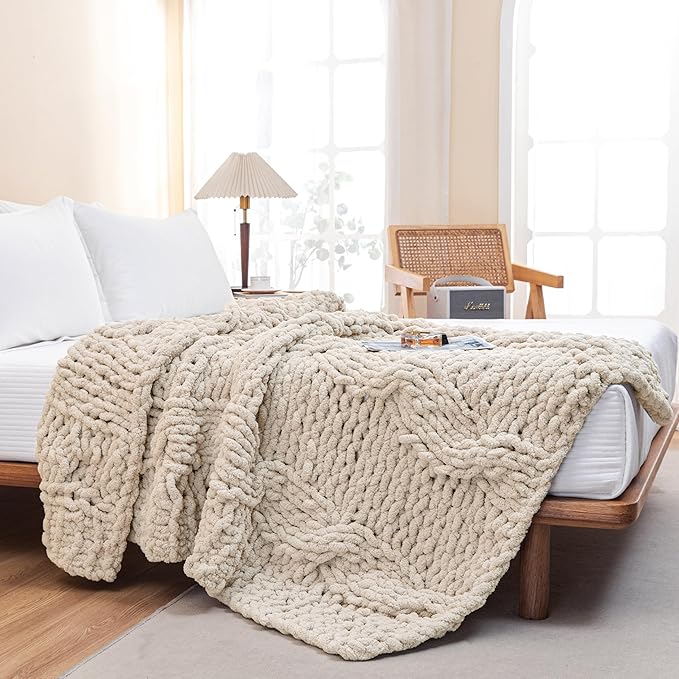 WESHIONGOO Chunky Knit Blanket Throw 50"×60" Knitted Throw Blankets for Couch Bed Fluffy Soft Blanket with Jumbo Chenille Yarn Thick 100% Handmade (Linen)