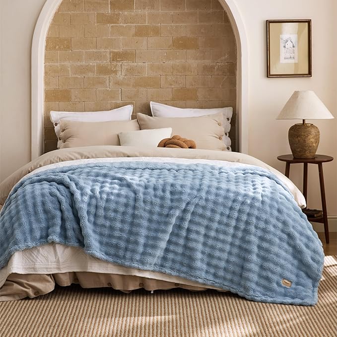 Bedsure 3D Fleece Bubble Blanket - GentleSoft Blue King Blanket for Bed Sofa Room Decor - Luxury Soft Cozy Gifts for Her, Lightweight, All Seasons, Celestial Blue, 108"×90"