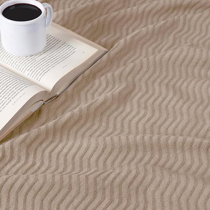Superior JENA Cotton Blanket, for Picnic, Beach, Traveling or Camping, Bedroom Decor, Essentials, Cover for Bed, Couch, Lounging, Textured Jacquard, Modern Chevron Woven Blanket, Full/Queen, Khaki