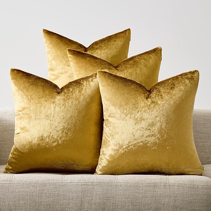 GIGIZAZA Velvet Gold Pillow Covers 18x18，Pack of 4 Decorative Throw Pillow Soft Covers Square Couch Pillow Modern Covers Living Room Luxury Cushion Covers