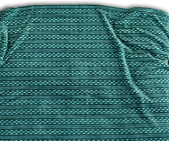 Extra Large Soft Cozy 120x138 Inches Seamless Oversized King Fleece Blanket - Huge 3D Jacquard Decorative 10'x11.5' California King Blanket for Bed, Sofa, Couch, Travel, Green Chain
