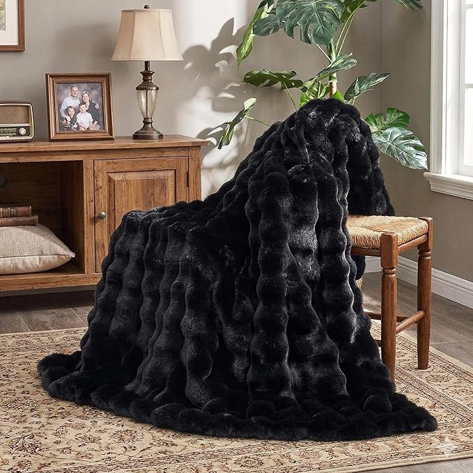 Luxury Double-Sided 3D Bubble Faux Fur Blanket, Ultra Plush Cozy Throw for Couch, Sofa & Bed, Premium Soft Gift Blanket for Women & Men, Neutral Colors,