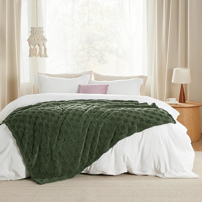 Bedsure GentleSoft Olive Green Spring Throw Blanket for Couch - Super Soft Cozy Mother's Day Blankets Gifts for Women Men Girls, Cute Small Fleece Throws for Bedroom Home Decor, 50x70 Inches
