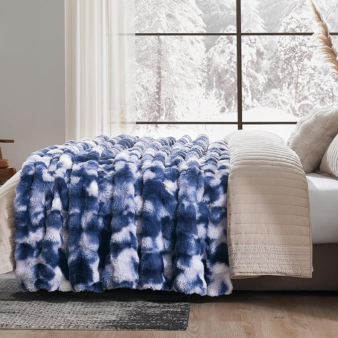 Amélie Home Faux Fur Throw Blanket for Couch, Ultra Soft Fuzzy Plush Bubble Throw for Sofa, Living Room & Home Decor, 50"x60", Tie-dye Blue