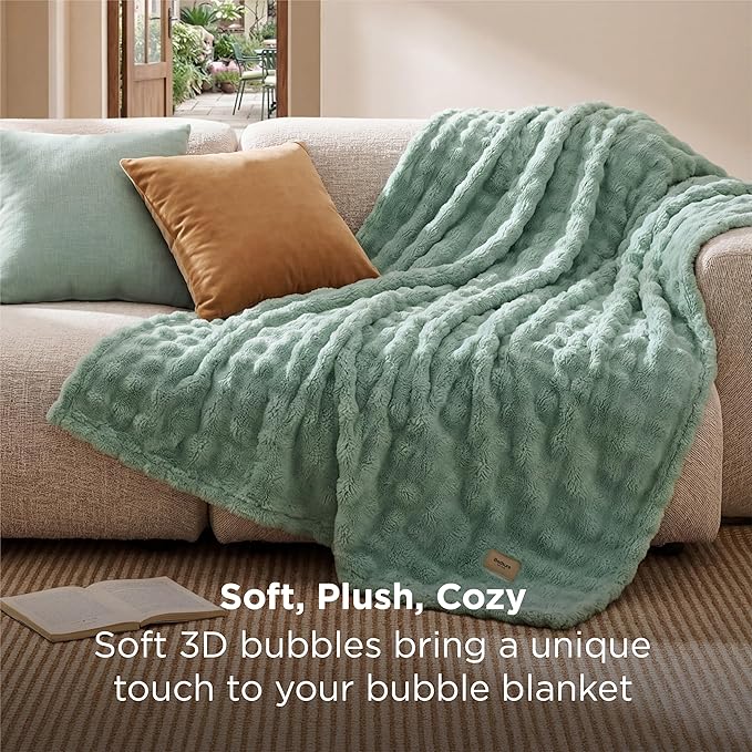 Bedsure 3D Fleece Bubble Blanket for Couch - GentleSoft Green Twin Blanket for Sofa Bed Room Decor - Luxury Soft Cozy Gifts for Women, Lightweight, All Seasons, Sage Green, 60"×80"
