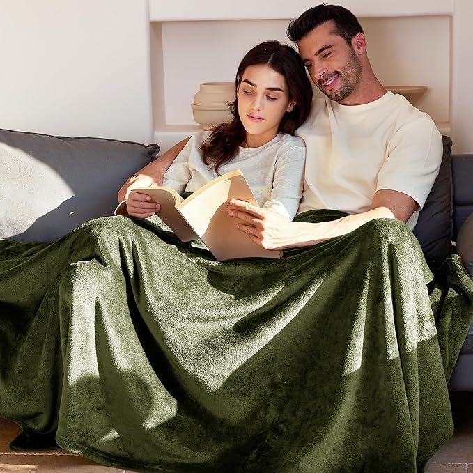 Exclusivo Mezcla Fleece Throw XL Blanket for Couch, Sofa, Super Soft and Warm Olive Green Blankets, All Season, Cozy, Plush, Lightweight, 50x70 Inches