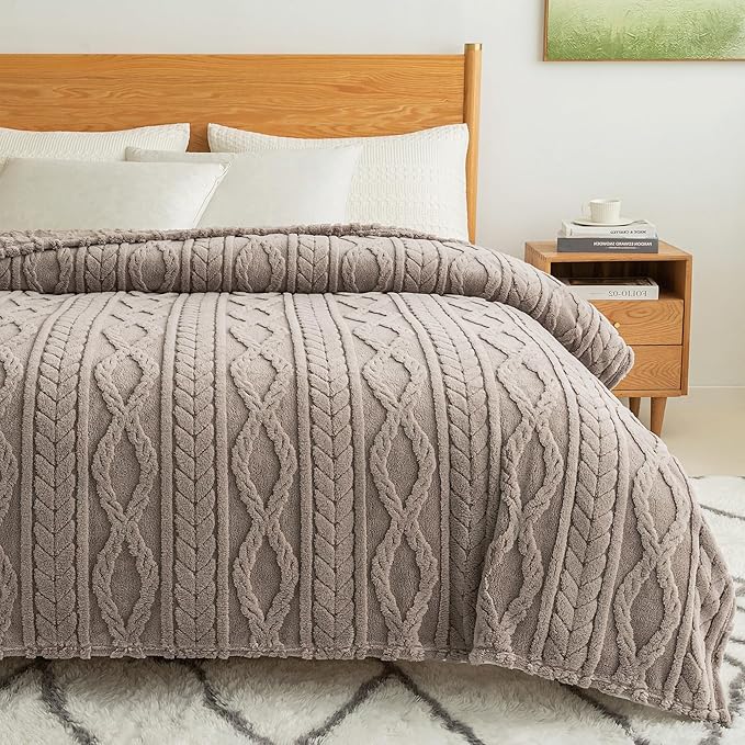 COOVA Taupe Fleece King Blanket for Bed - Super Soft Cozy Plush Fuzzy Blanket for Sofa,Premium Sherpa Warm Large Throw for Women,Couch,Chair,90x102 Inches