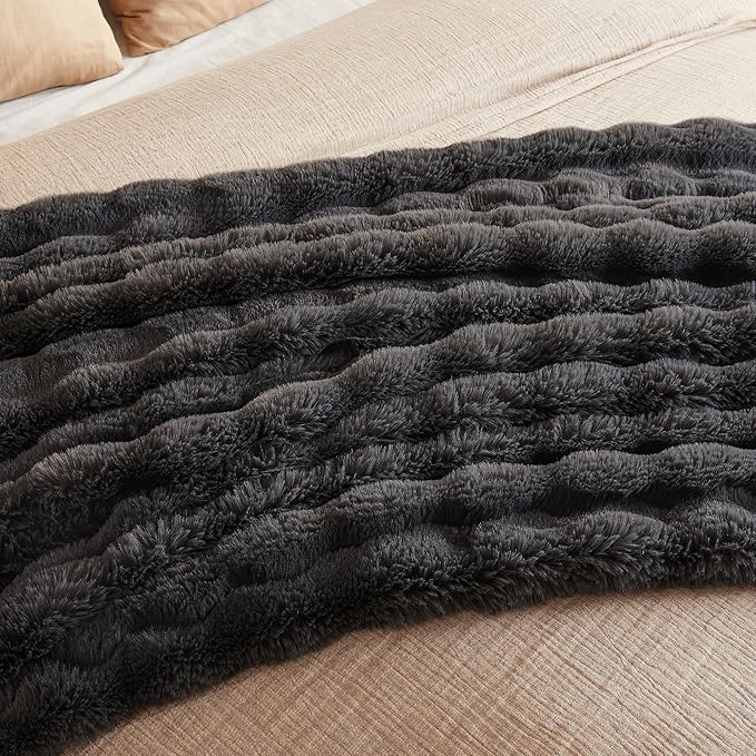 JELLYMONI Faux Fur Throw Blanket, Dark Grey Throw Blanket for Couch, Fuzzy Cozy Plush Bubble Bed Blanket, Thick and Warm Blanket, Throw (50" X 60")