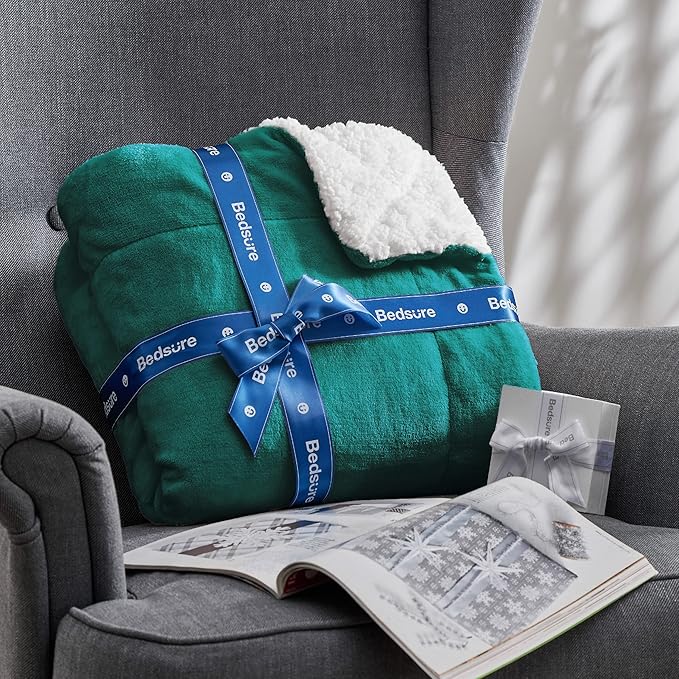 Bedsure GentleSoft Sherpa Fleece Blanket Queen Size for Bed, Non-Heated, Thick and Warm Throw for Women and Men, Soft Fuzzy Plush Queen Blanket for Winter, Forest Green, 90x90 Inches