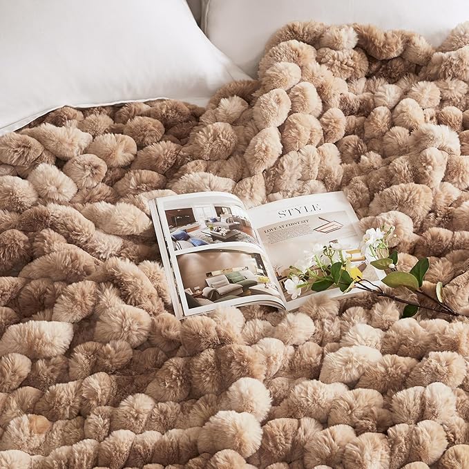 Hyde Lane Soft Faux Rabbit Fur Throw Blanket, Cute Plush Fuzzy Blanket for Sofa Couch, Thick Fluffy Shaggy Throw for Women Girls As a Gift, Brun Rabbit, 60"x80"