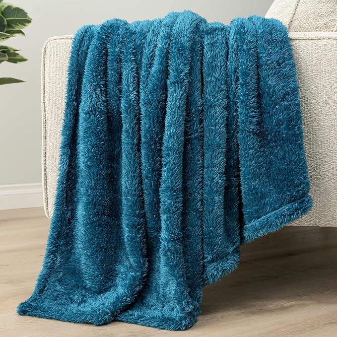 PAVILIA Sherpa Bed Blanket Queen Size, Turquoise Teal Blue Plush Soft Cozy Blanket for Bed, Fluffy Lightweight Microfiber, Fuzzy All Season Blanket, 90x90 Queen