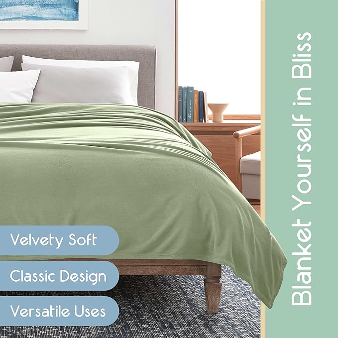 Vellux Soft 240 GSM Micro Fleece Plush Cozy Durable Lightweight Blanket Easy Care Machine Washable Pet Friendly Solid Bed Sofa Blankets, Twin, Green