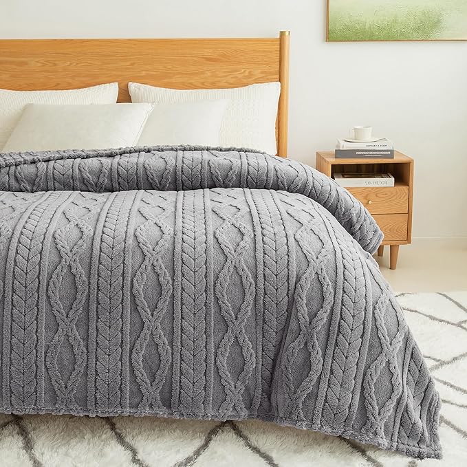 COOVA Grey Fleece Queen Blanket for Bed - Super Soft Cozy Plush Fuzzy Blanket for Sofa,Premium Sherpa Warm Large Throw for Women,Couch,Chair,90x90 Inches