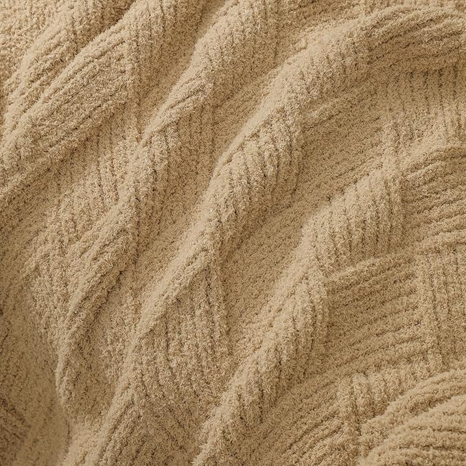 bearberry Super Soft & Fuzzy Minky Throw Blanket Lightweight All-Season - Diamond Stitch Plush Fleece for Couch, Bed, Sofa | Machine Washable Cozy Gift for Women, Men, Home (Camel, 40”x50”)